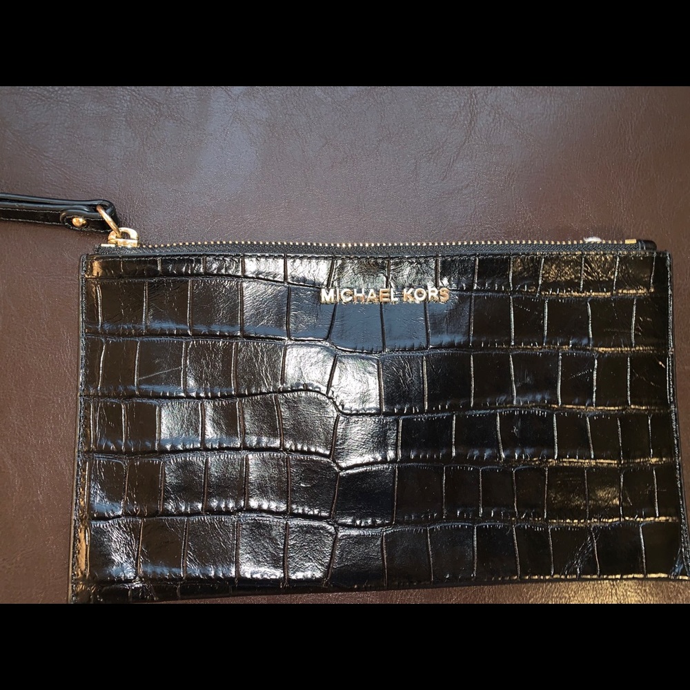 Michael Kors Wristlet